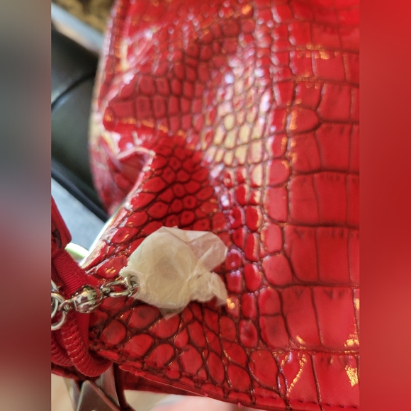 Penelope Ann Red Purse- New - Picture 7 of 15